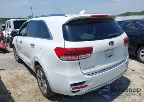 2017 Kia Sorento 3.3L Sx z USA, uszkodzony, nr VIN 5XYPK4A53HG314418